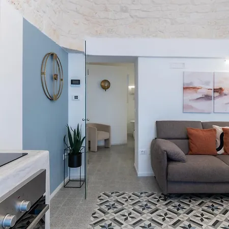 5 Ostuni